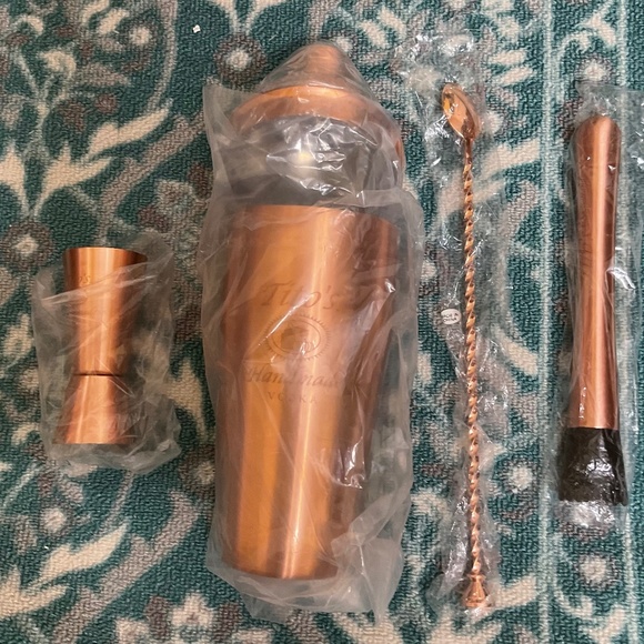 Tito's Homemade Vodka Cocktail Shaker Set Stainless Steel Mixer Jigger & Bar Spo - Picture 1 of 8